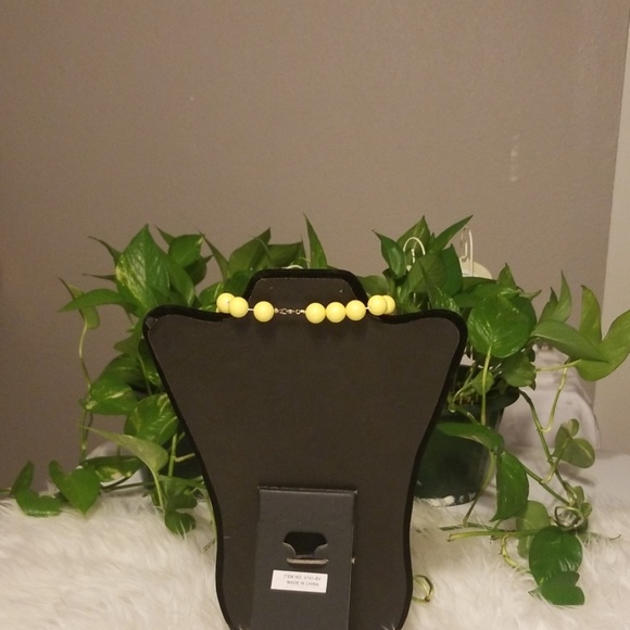 Lady's fashion Necklace - Picture 3 of 5